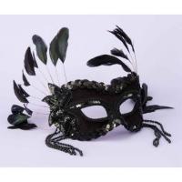 Черная карнавальная маска