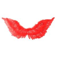 Красные крылья ангела с мишурой