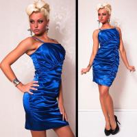 Атласное платье со складками синее
